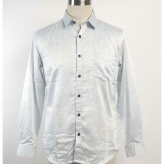 Light blue men's shirt with a dotted pattern, long sleeves and a collar.
