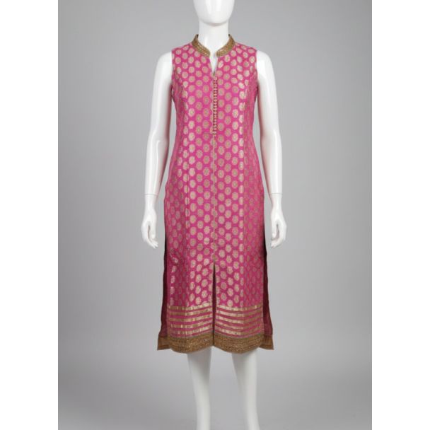 Fuchsia Pink Gold Buti Sleeveless Straight Kurti - Optimized