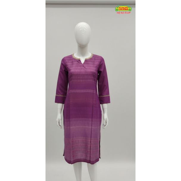 Magenta textured cotton kurti 3/4 sleeve knee-length A-line