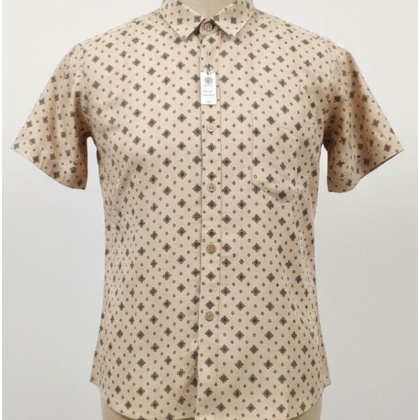 Beige cotton shirt with geometric print and short sleeves