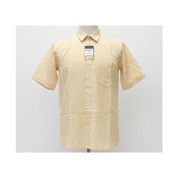 Creamy yellow short-sleeved cotton shirt with vertical stripes, a classic collar and a chest pocket.