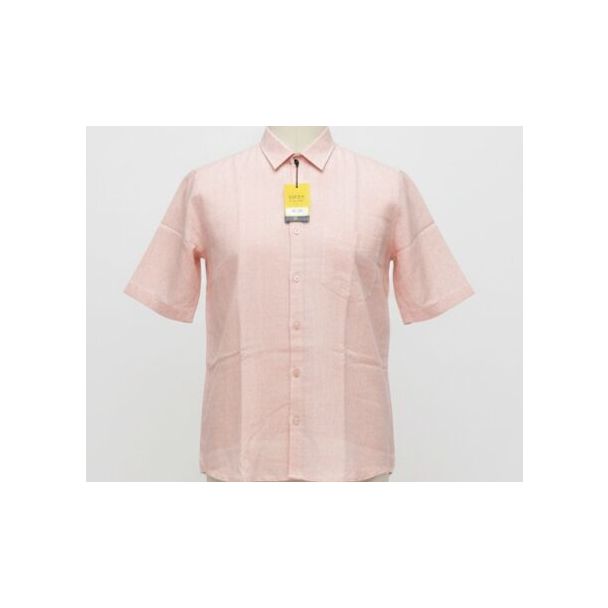 Light pink textured linen blend short sleeve collared shirt on a mannequin