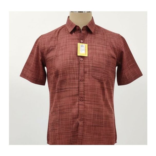 Maroon textured woven casual shirt with short sleeves on a mannequin