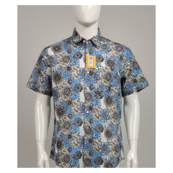 Men's blue and white patterned short sleeve cotton casual shirt on mannequin